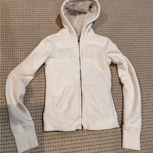 Abercrombie Beautiful Cozy Cream Zip Hoodie with Plush Lining